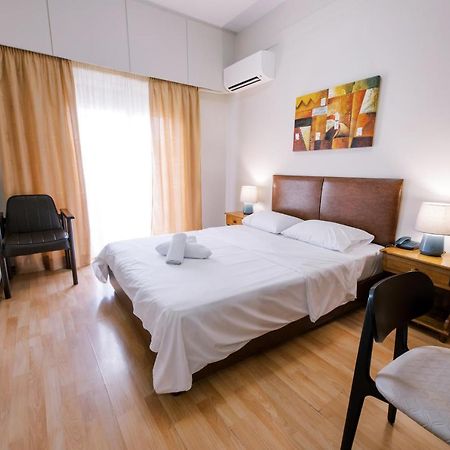 Hotel Cronos Arta Bagian luar foto
