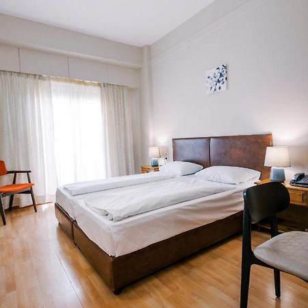 Hotel Cronos Arta Bagian luar foto