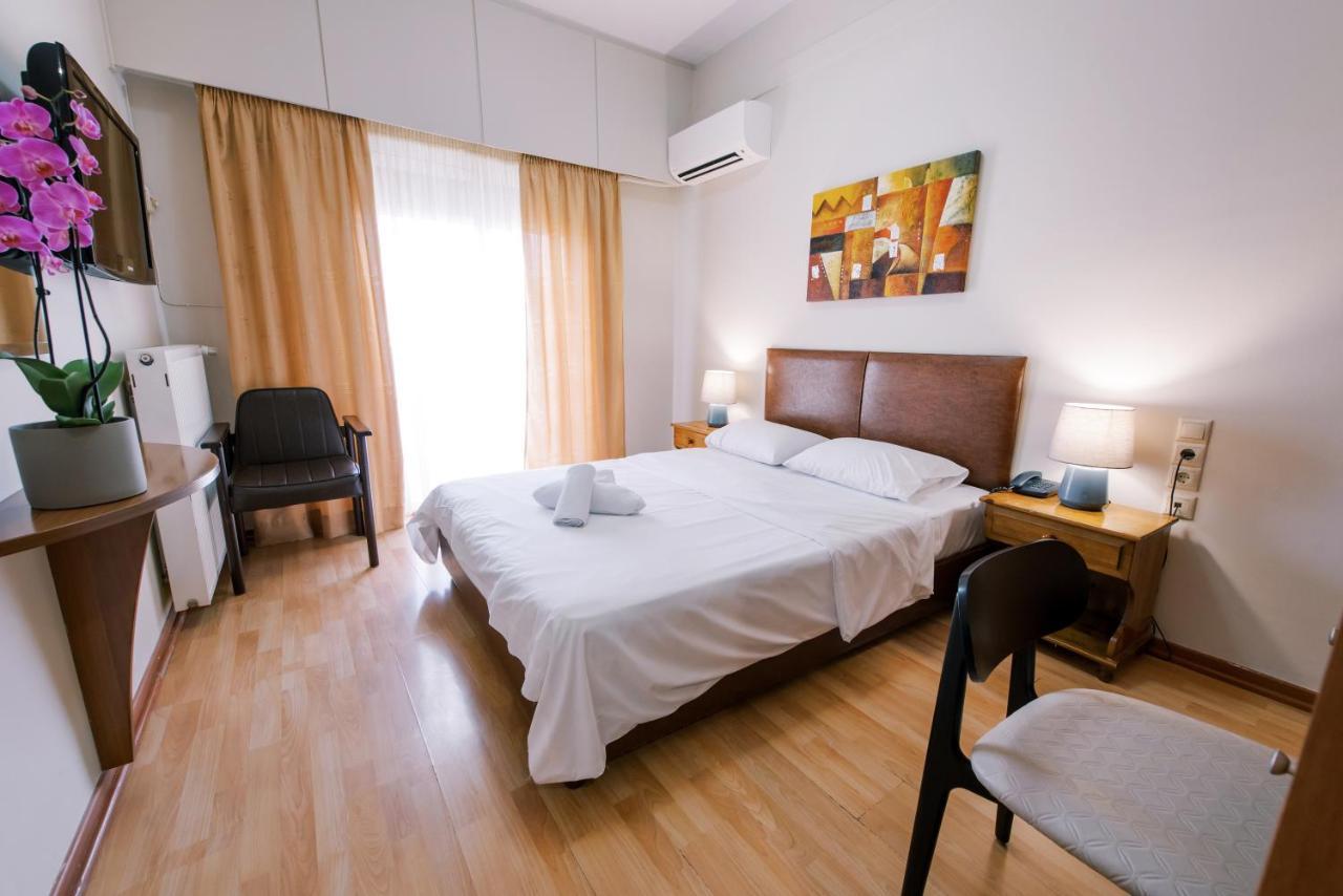 Hotel Cronos Arta Bagian luar foto