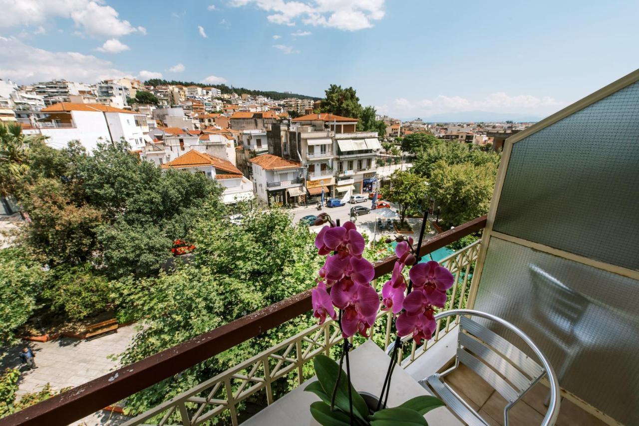 Hotel Cronos Arta Bagian luar foto