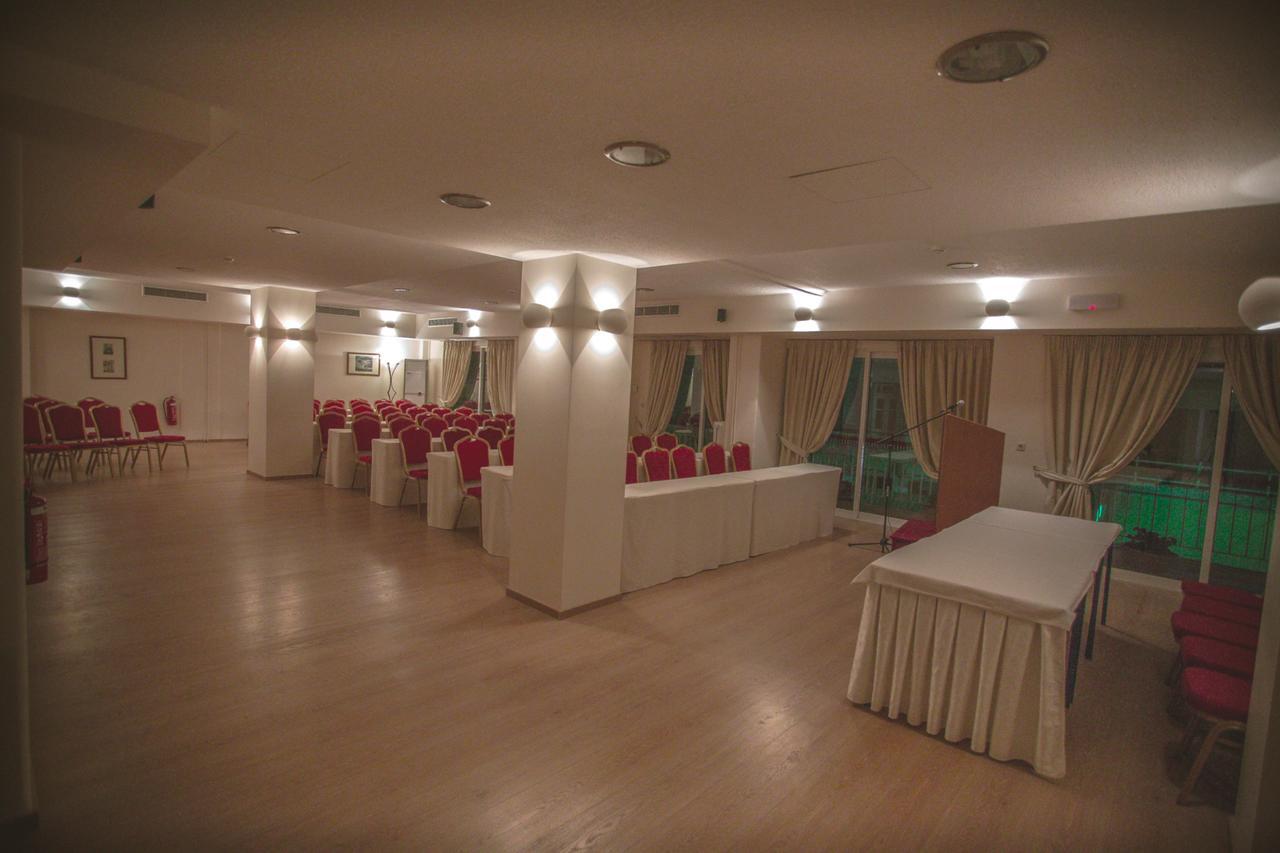 Hotel Cronos Arta Bagian luar foto