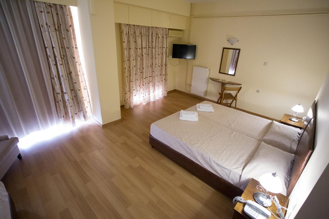 Hotel Cronos Arta Ruang foto
